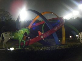 The statue greeting visitors as they entered the Happy Valley racecourse. Pretty impressive, I think.