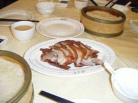 The beautiful presentation of the Peking duck at our table at Quanjude.
